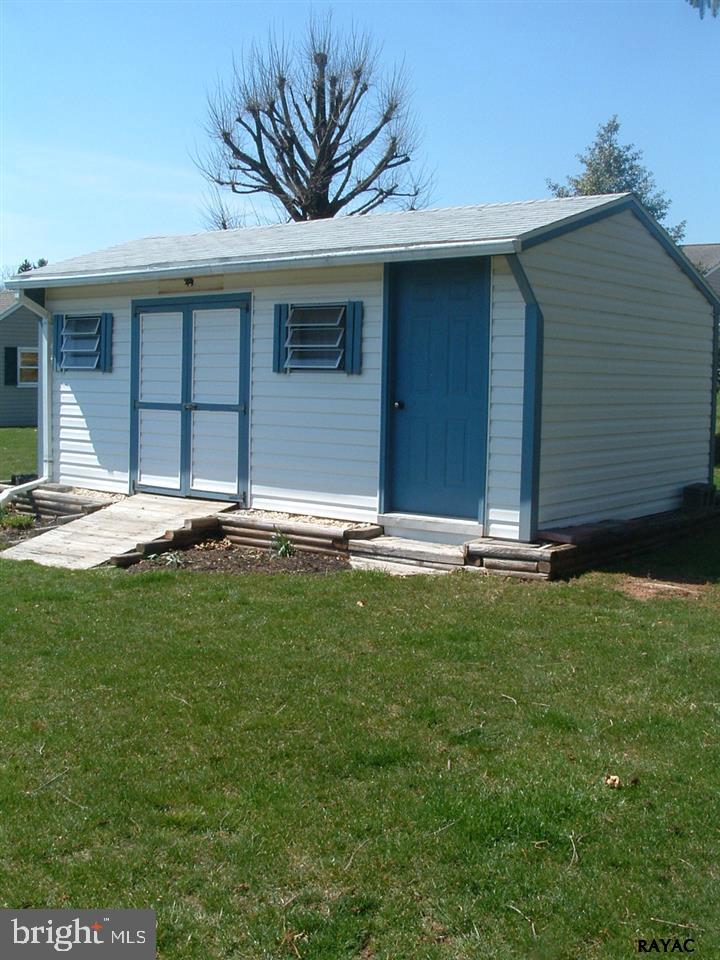 33 Butter Road Dover, PA 17315 - Photo 18 of 18 Gallery Image 18
