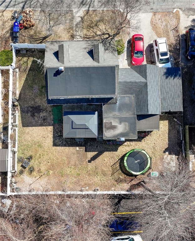 18 Ridgeway Avenue Providence, RI 02909 - Photo 3 of 39