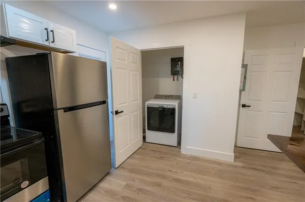 $1,299 | 3822 Bakers Ferry Road Southwest, Unit B, Atlanta, GA 30331