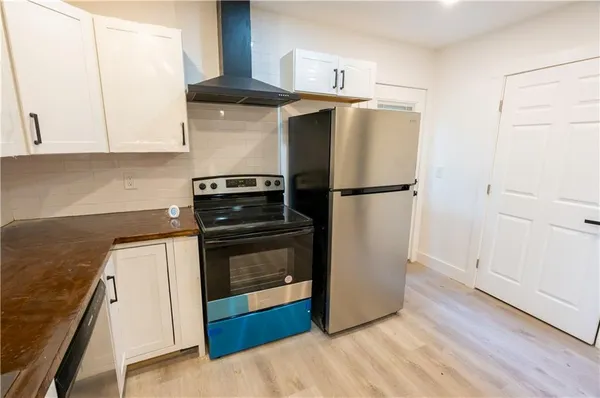 $1,299 | 3822 Bakers Ferry Road Southwest, Unit B, Atlanta, GA 30331