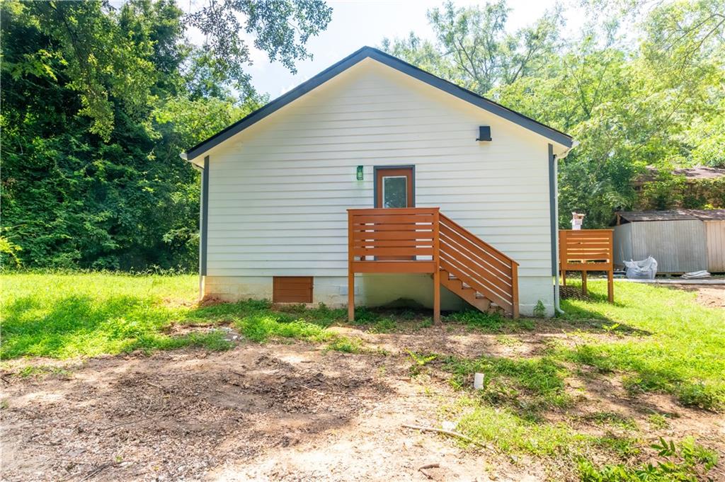 3822 Bakers Ferry Road Southwest, Unit B Atlanta, GA 30331 - Photo 4 of 27