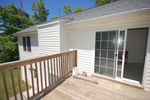 4051 Diamond Hill Road Moneta, VA 24121 - Photo 4 of 11 Deck