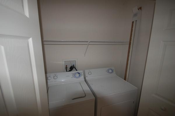 4051 Diamond Hill Road Moneta, VA 24121 - Photo 7 of 11 Laundry area