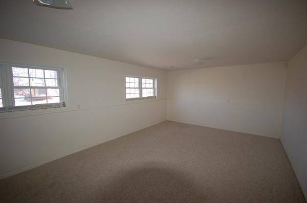 4051 Diamond Hill Road Moneta, VA 24121 - Photo 9 of 11 Recreation room