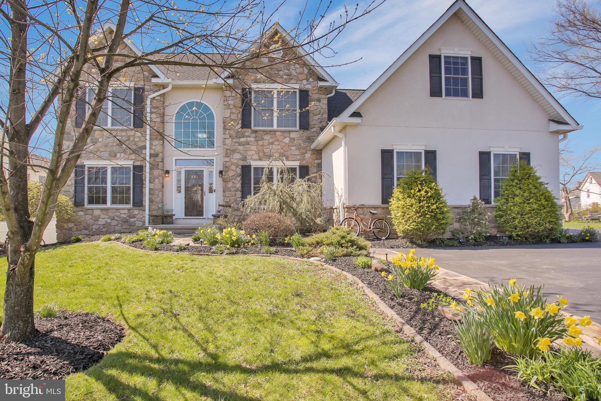 807 Egypt Road Phoenixville, PA 19460 - Photo 1 of 42 Gallery Image 1