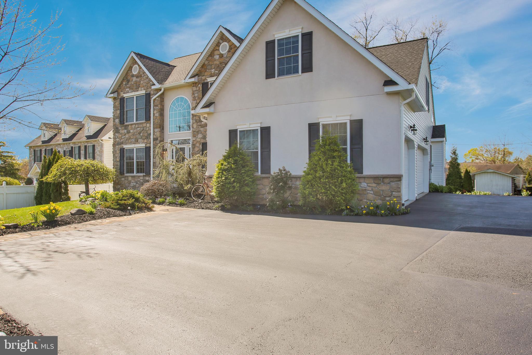 807 Egypt Road Phoenixville, PA 19460 - Photo 2 of 42 Gallery Image 2