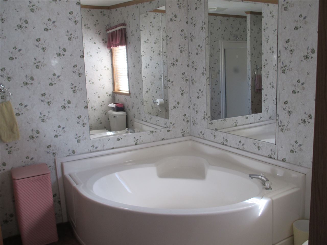 16 Parklane Road Hampstead, NH 03841 - Photo 15 of 17