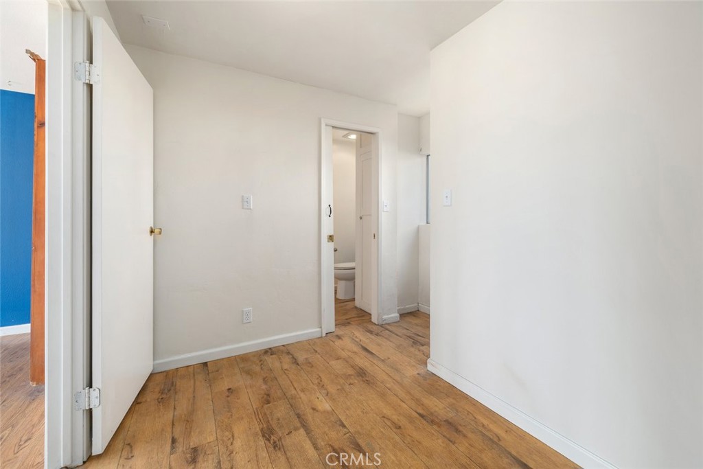 379 Harvey Street Cambria, CA 93428 - Photo 34 of 52 a view of room