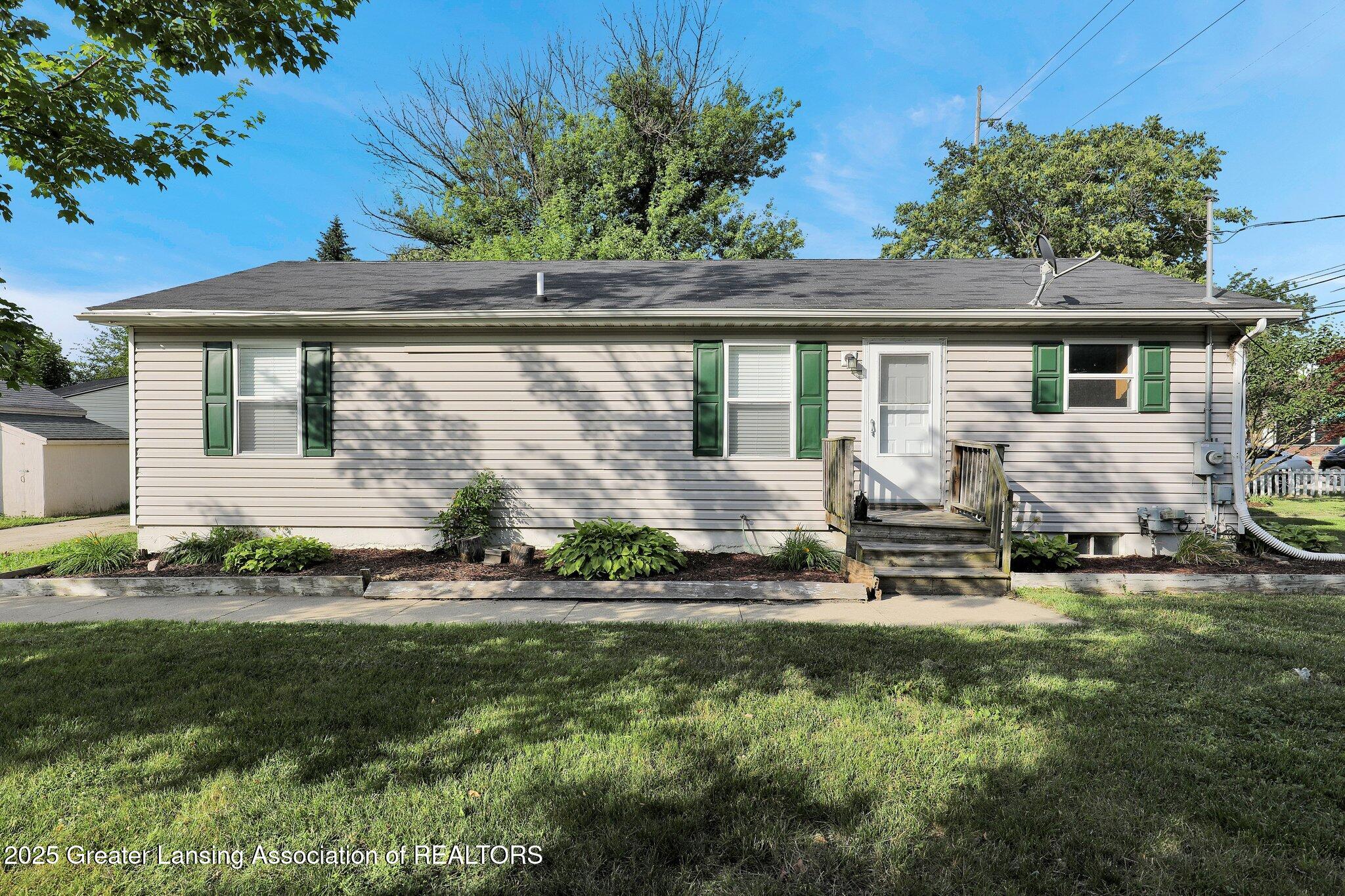 1015 Lake Lansing Road Lansing, MI 48906 - Photo 2 of 27 front
