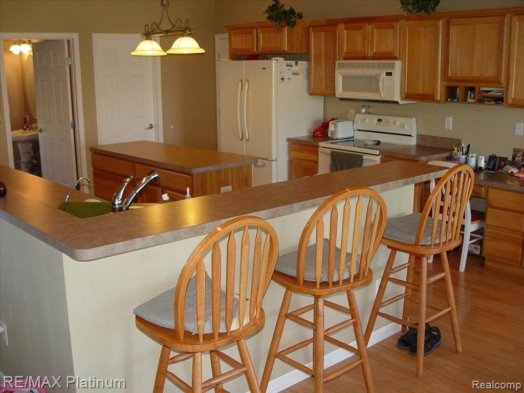 2900 Fisher Road Howell, MI 48855 - Photo 2 of 17 DSC02645