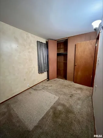 $129,900 | 1223 Arcadia Drive, Galesburg, IL 61401