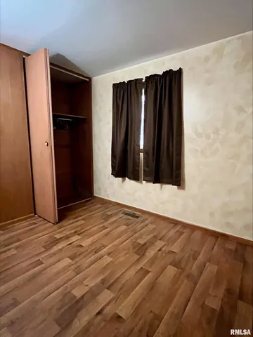 $137,000 | 1223 Arcadia Drive, Galesburg, IL 61401