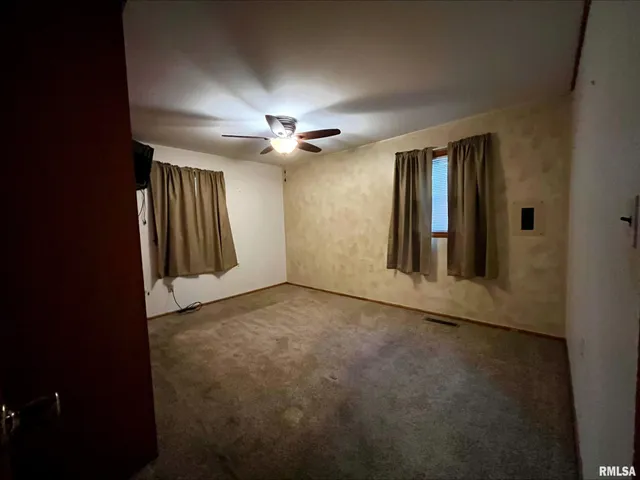 $137,000 | 1223 Arcadia Drive, Galesburg, IL 61401