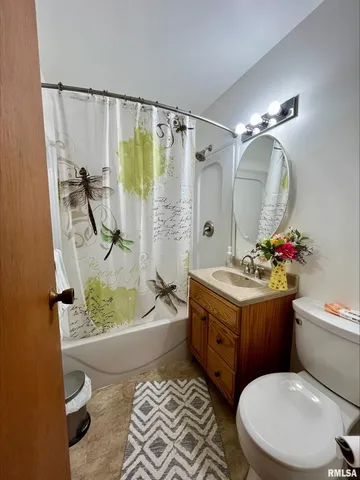 $137,000 | 1223 Arcadia Drive, Galesburg, IL 61401