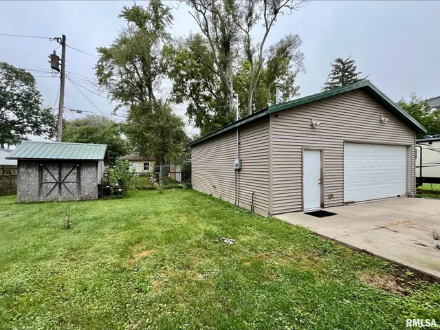 $137,000 | 1223 Arcadia Drive, Galesburg, IL 61401