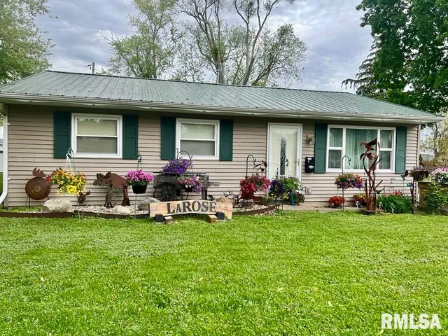 $137,000 | 1223 Arcadia Drive, Galesburg, IL 61401