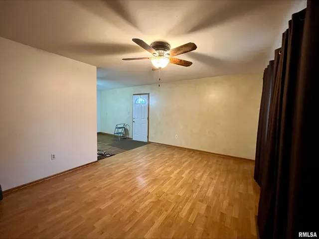 $137,000 | 1223 Arcadia Drive, Galesburg, IL 61401