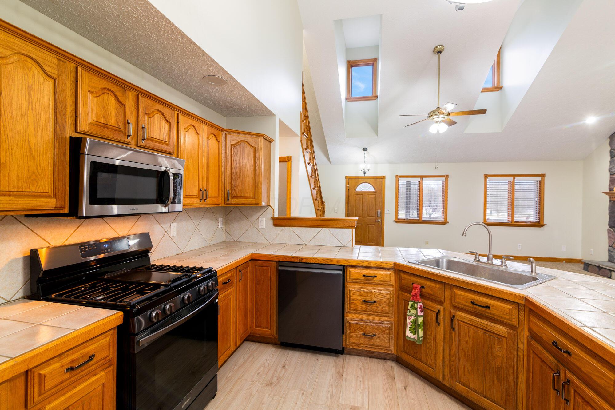 7641 Kinney Road Mount Vernon, OH 43050 - Photo 7 of 45 7641 Kinney Rd-12-WEB