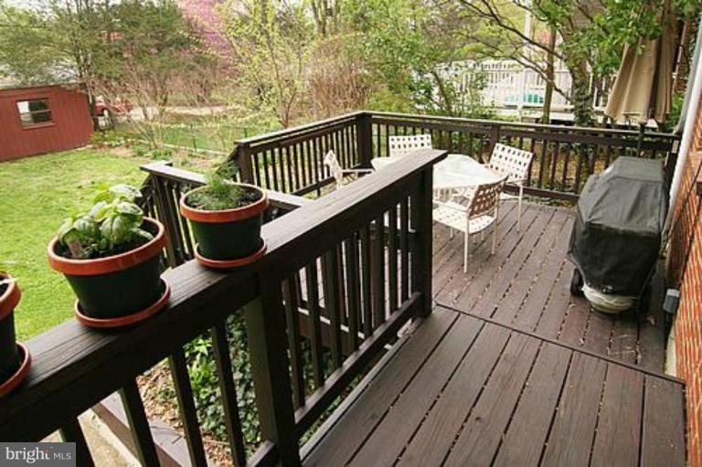 719 Howard Road Pikesville, MD 21208 - Photo 17 of 21 Deck