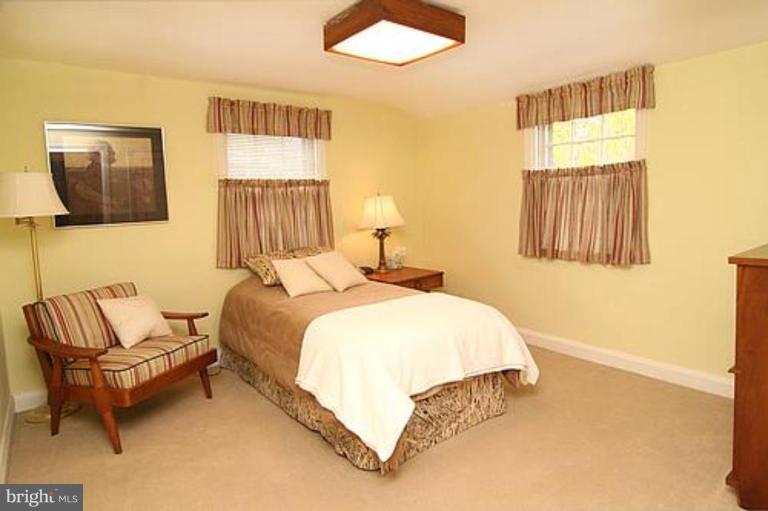 719 Howard Road Pikesville, MD 21208 - Photo 4 of 21 Bedroom #3