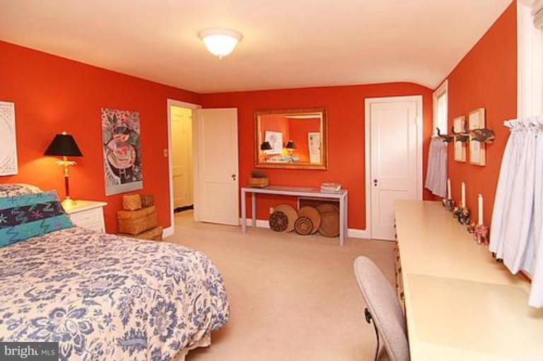 719 Howard Road Pikesville, MD 21208 - Photo 6 of 21 Master Bedroom