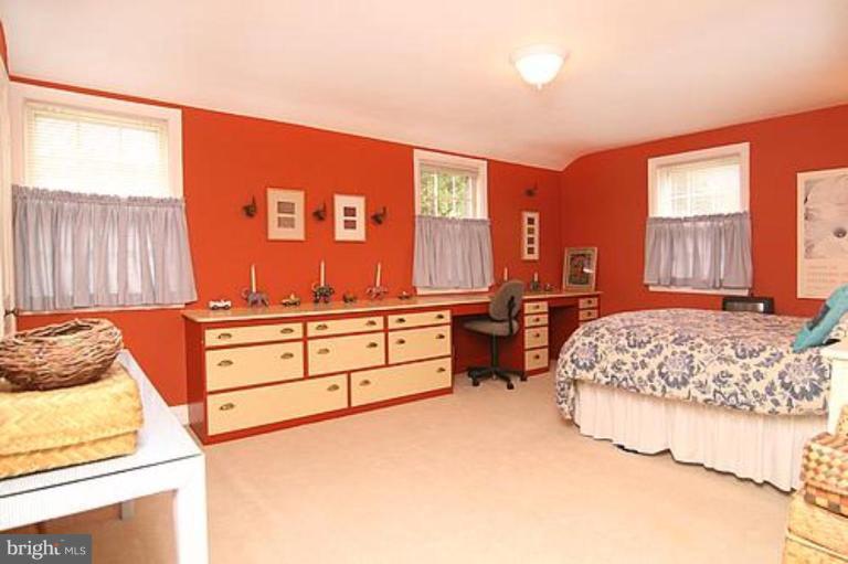 719 Howard Road Pikesville, MD 21208 - Photo 7 of 21 Master Bedroom #2