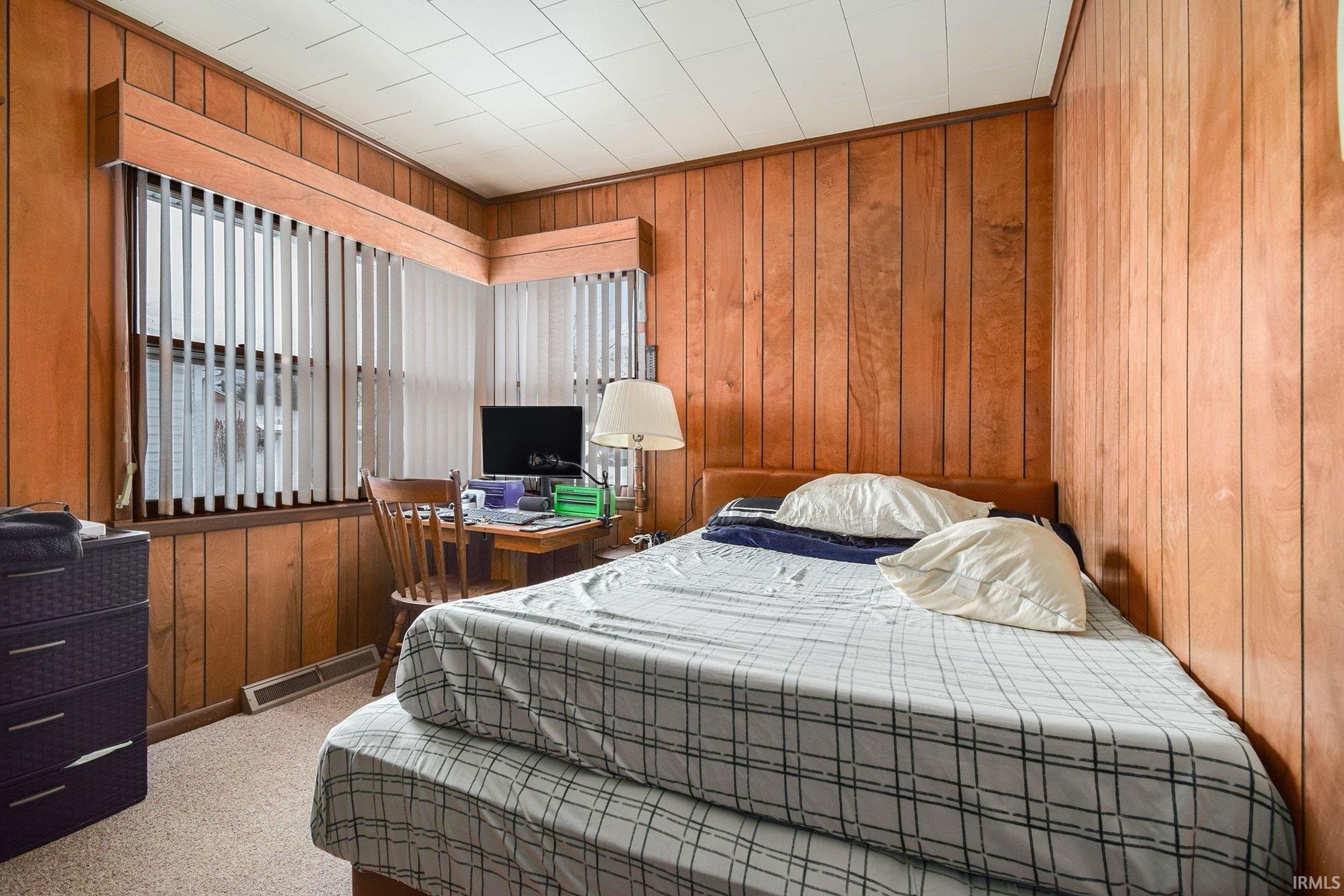 1105 West Wilkinson Street Goshen, IN 46528 - Photo 13 of 16