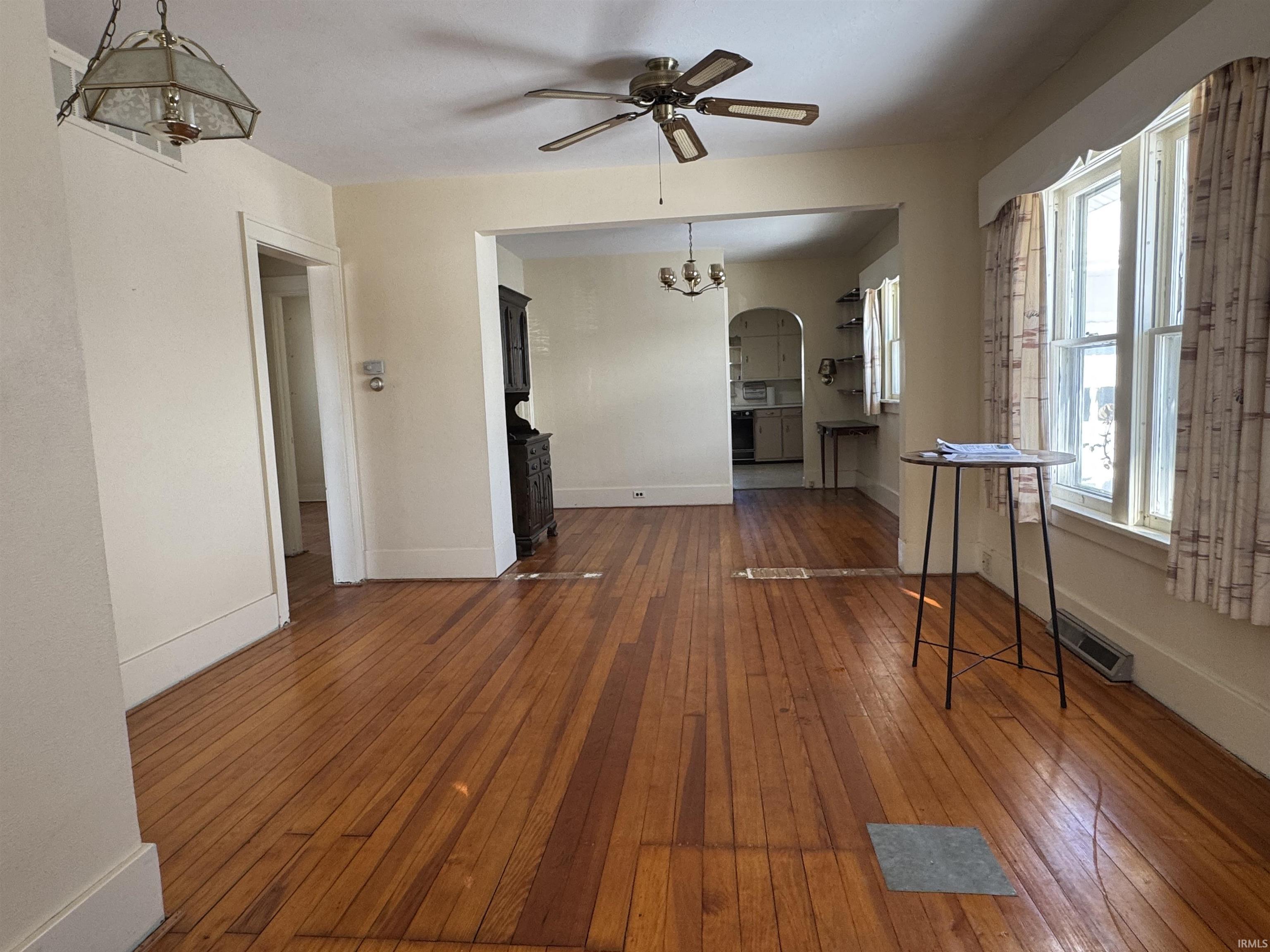 1105 West Wilkinson Street Goshen, IN 46528 - Photo 7 of 16