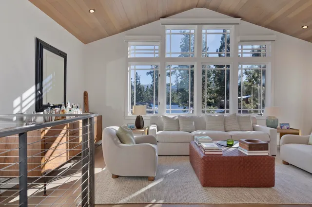 $3,700,000 | 480 Hillside Drive, Unit 31, Mammoth Lakes, CA 93546