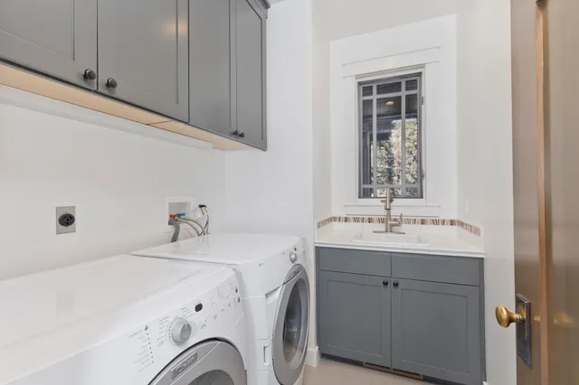 $3,700,000 | 480 Hillside Drive, Unit 31, Mammoth Lakes, CA 93546