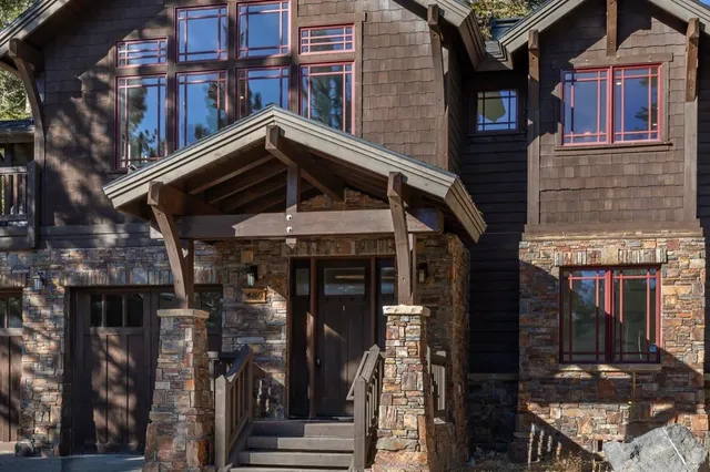 $3,700,000 | 480 Hillside Drive, Unit 31, Mammoth Lakes, CA 93546