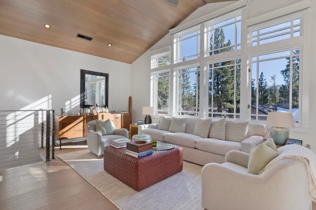 $3,700,000 | 480 Hillside Drive, Unit 31, Mammoth Lakes, CA 93546