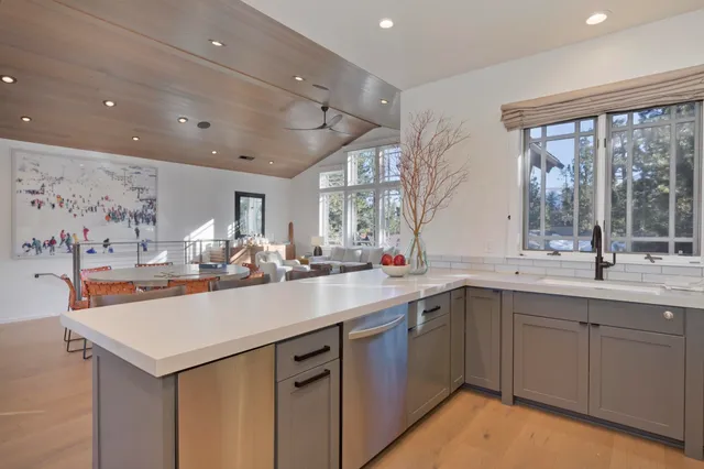 $3,700,000 | 480 Hillside Drive, Unit 31, Mammoth Lakes, CA 93546