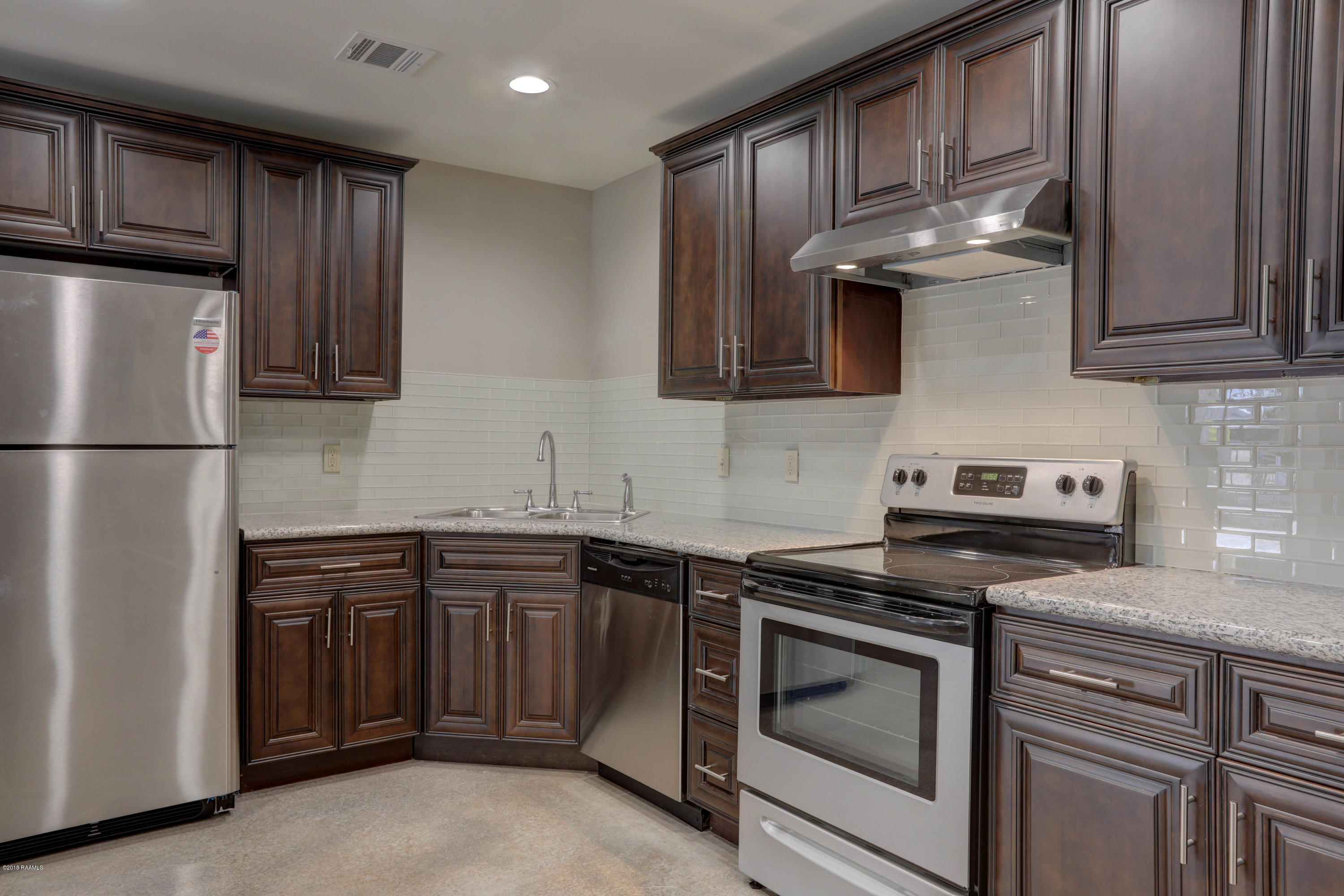 727 Tulane, Unit 101 Lafayette, LA 70503 - Photo 6 of 20