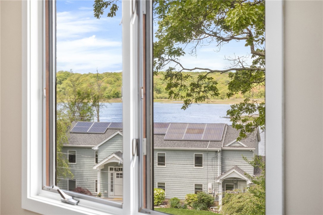 11 Cove Road Narragansett, RI 02882 - Photo 35 of 50