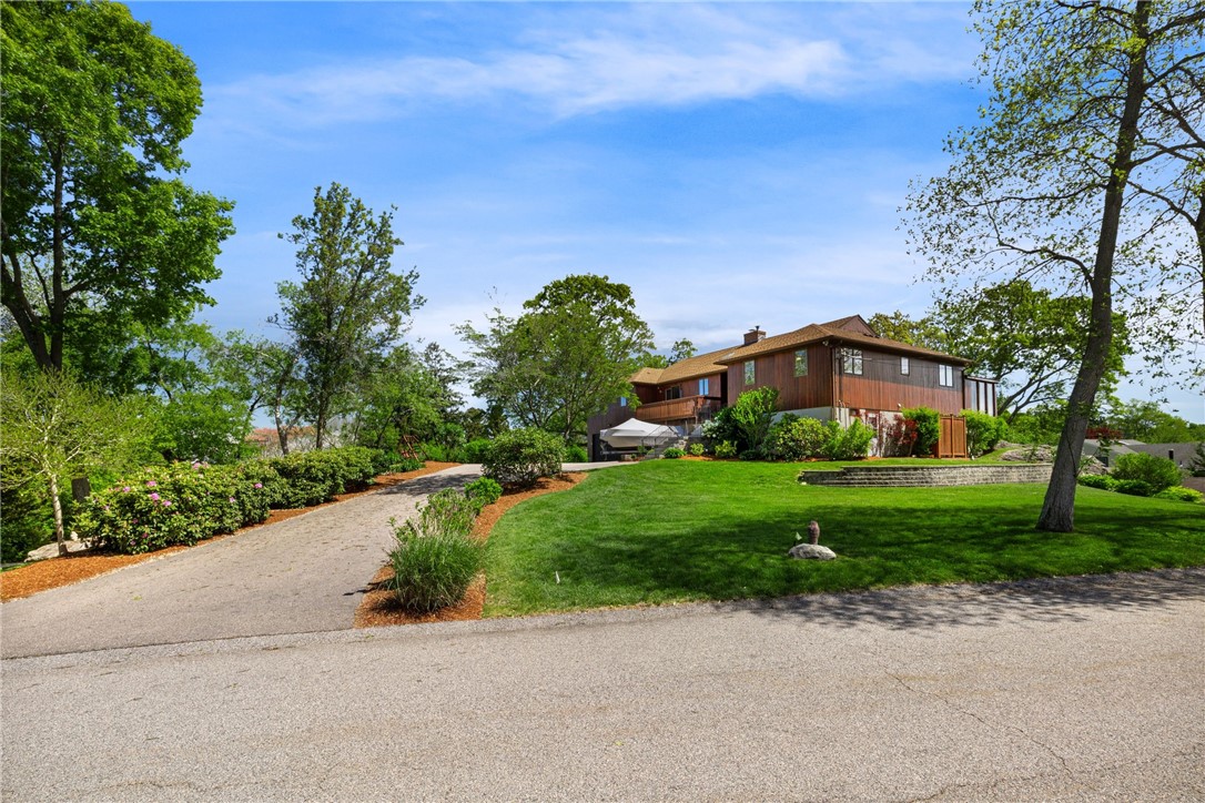 11 Cove Road Narragansett, RI 02882 - Photo 6 of 50