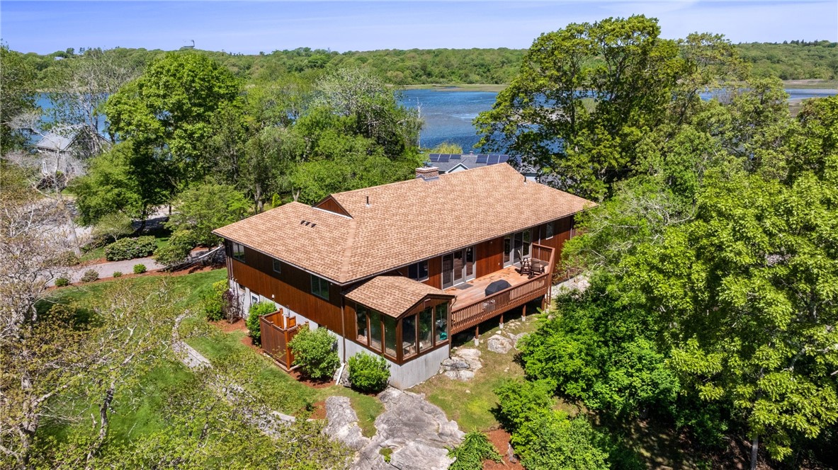 11 Cove Road Narragansett, RI 02882 - Photo 8 of 50