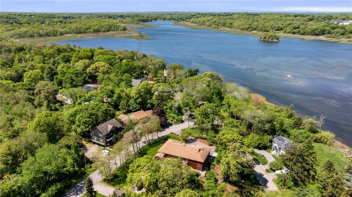 11 Cove Road Narragansett, RI 02882 - Photo 10 of 50