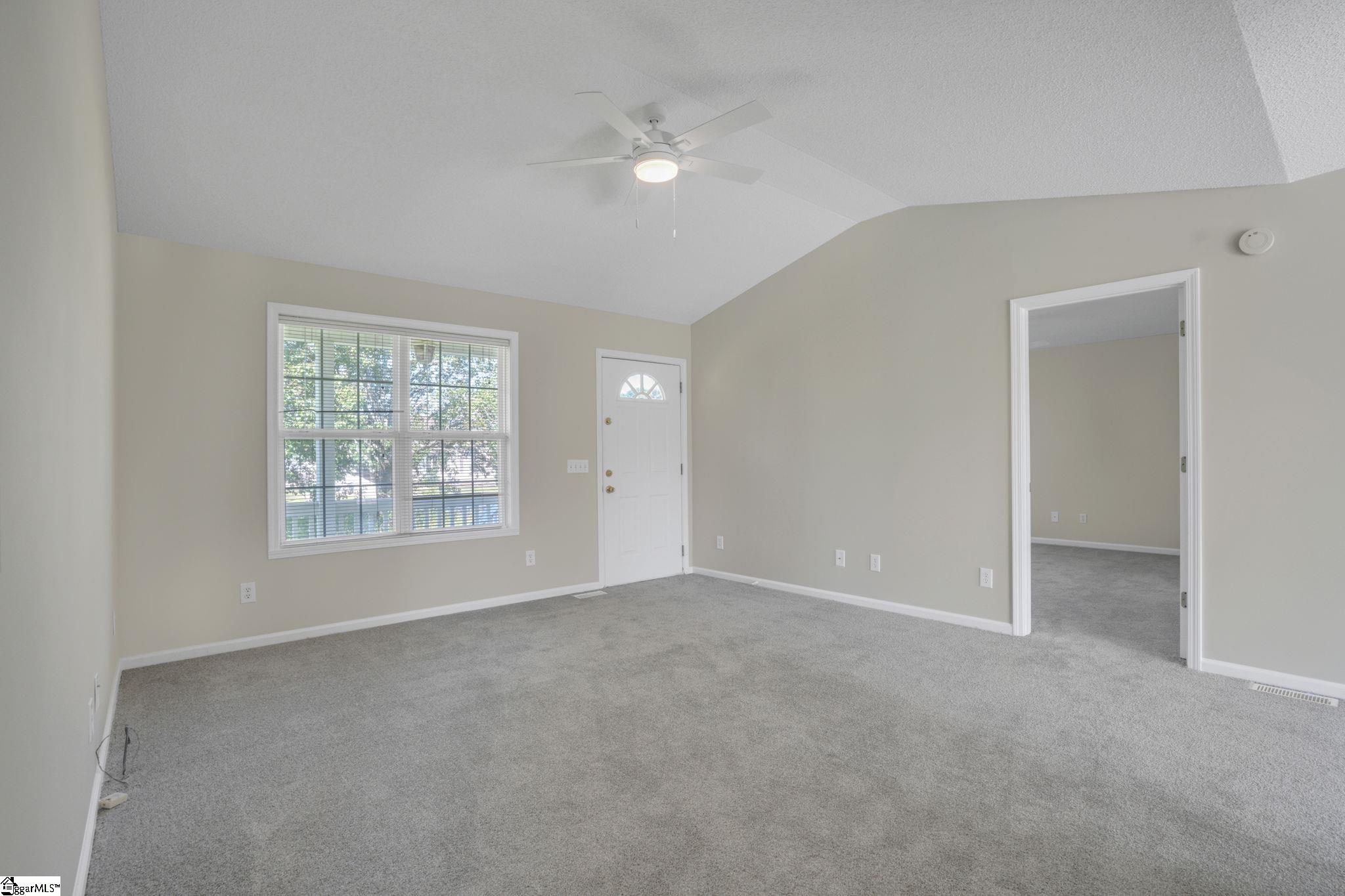 1370 Bishop Road Inman, SC 29349 - Photo 3 of 24