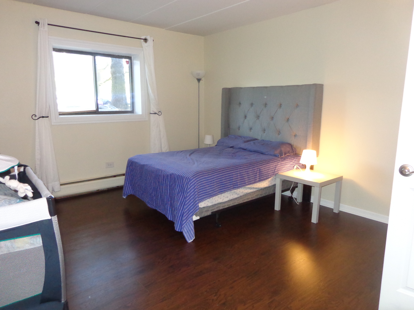 224 East Bailey Road, Unit B Naperville, IL 60565 - Photo 8 of 9