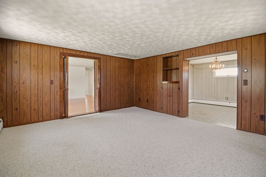 55 Mixter Street Middletown, RI 02842 - Photo 8 of 50