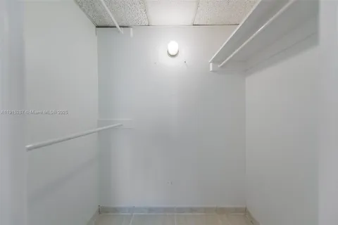 $479,000 | 1950 South Ocean Drive, Unit 17N, Hallandale Beach, FL 33009