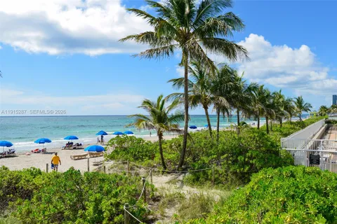 $450,000 | 1950 South Ocean Drive, Unit 17N, Hallandale Beach, FL 33009
