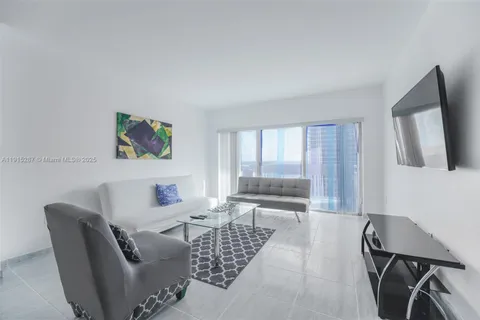 $479,000 | 1950 South Ocean Drive, Unit 17N, Hallandale Beach, FL 33009