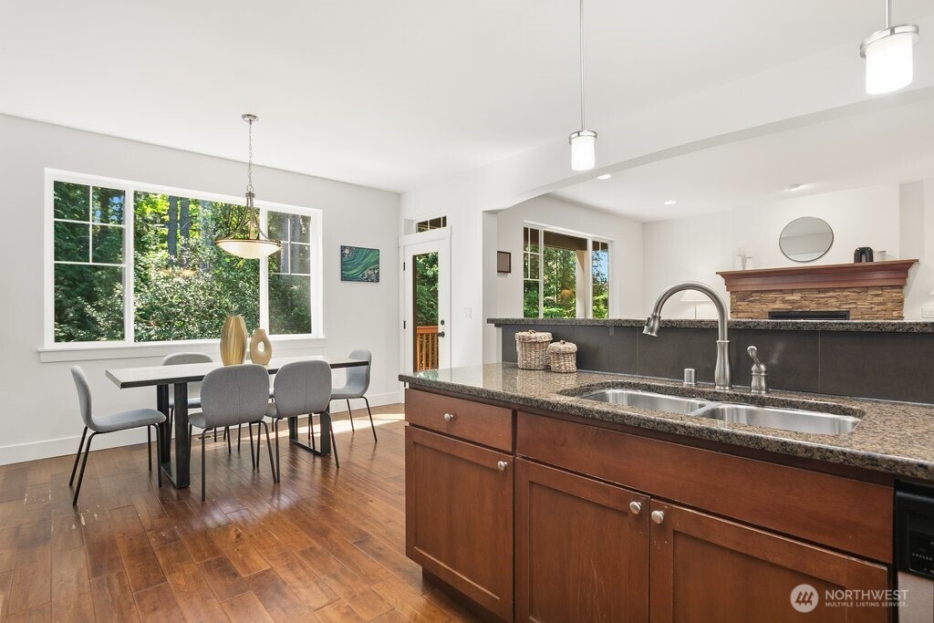 3610 232nd Street Southeast Bothell, WA 98021 - Photo 6 of 39