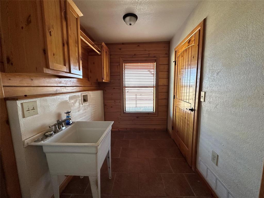 349 Lake Point Road Comanche, TX 76442 - Photo 19 of 19 Gallery Image 19