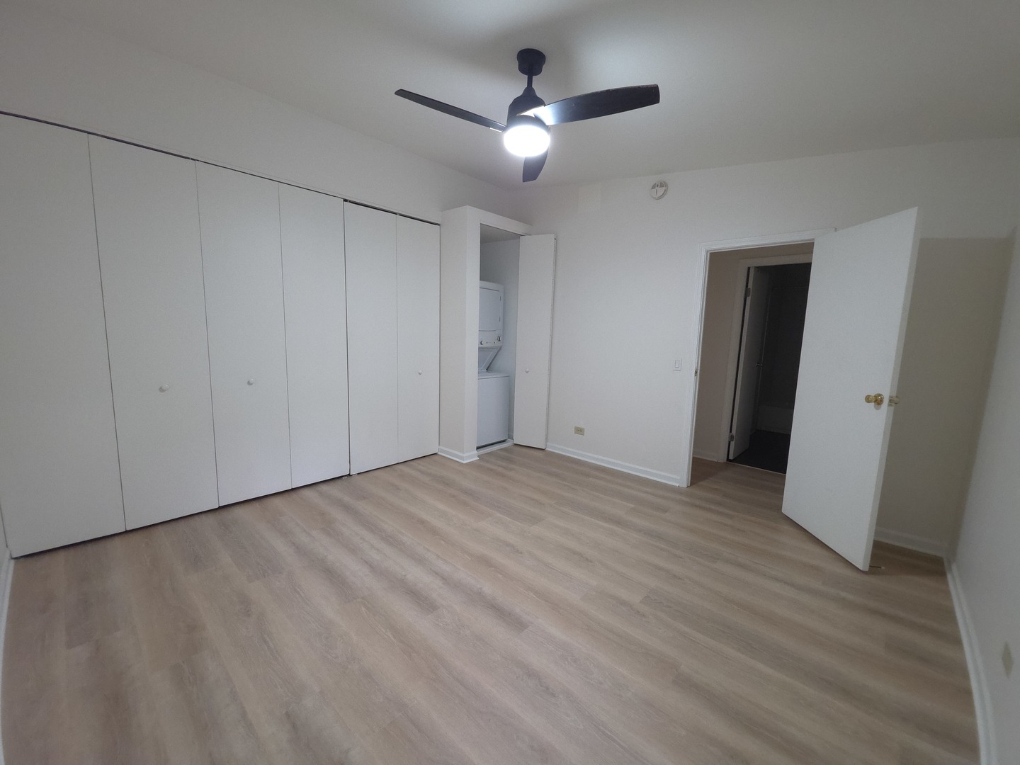 6008 Forest View Road, Unit 3C Lisle, IL 60532 - Photo 9 of 12 Gallery Image 9
