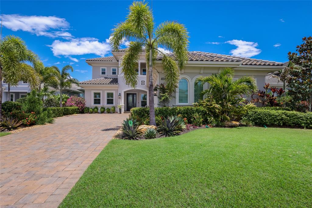 8249 Pavia Way Lakewood Ranch, FL 34202 - Photo 3 of 83