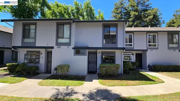 $2,950 | 6125 Thornton Avenue, Newark, CA 94560