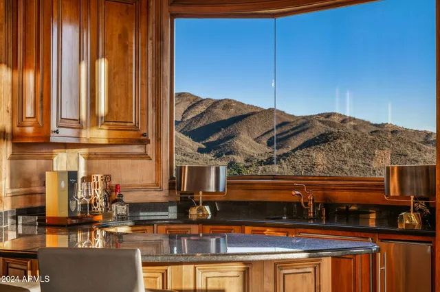 $5,995,000 | 42820 North Fleming Springs Road, Cave Creek, AZ 85331